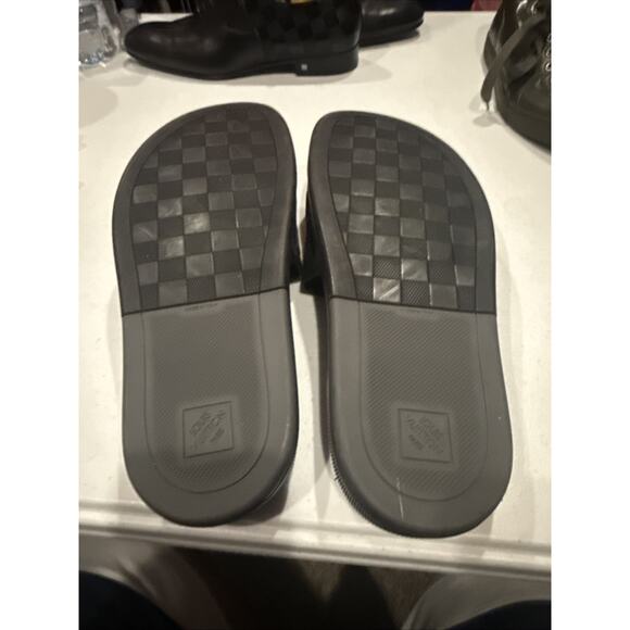 Louis Vuitton Damier Graphite men\'s Waterfront slides Size 9 Men’s main image 5